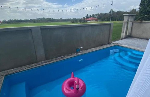 Ketereh House | Padang Tengah Homestay with Private pool -B
