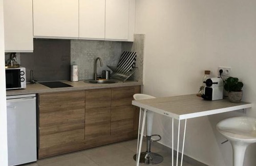 Saint-Cyprien Plage Apartment | Paddle Beach House - Studio terrasse