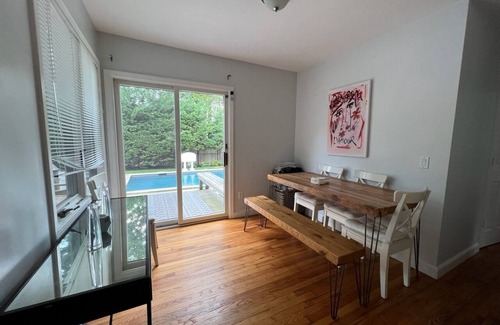 Sag Harbor House | Paddle board? Beach Sunsets? Fine dining? Vineyards? This is the ideal getaway.