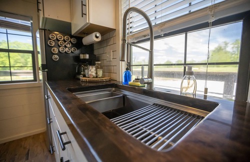 Marion Cabin | Paddle Boards for Water + Near Hiking & Wineries