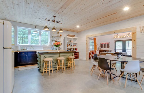 Bon Aqua House | Paddle Creek Retreat!