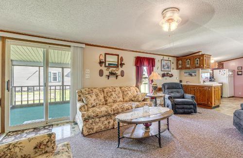 Paden City House | Paden City Home Near Ohio River!