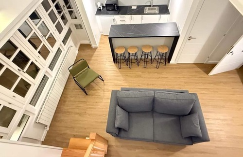 Padron House | Padrón Plaza Lotf L4 by URent