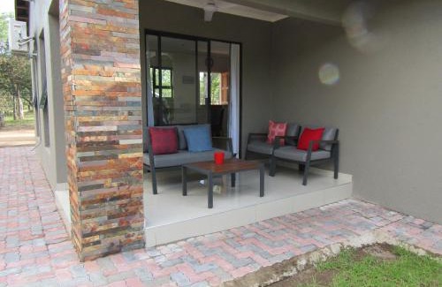 Ha-Lambani House | Pafuri Gate Guesthouse