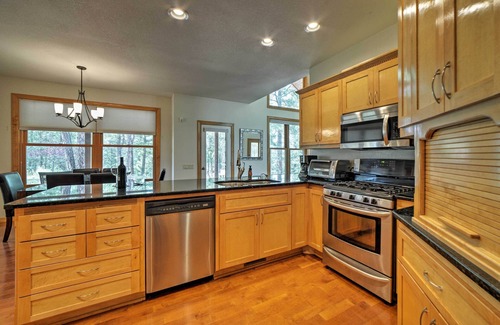 Twin Creek Village House | Pagosa Springs Home w/Patio, Grill & Hot Tub!