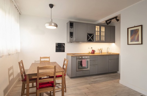 Rijeka Condo | PAHA-PAHA condo near campus with lightning fast Wi-fi