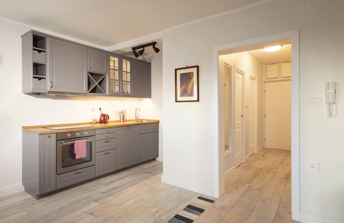 Rijeka Condo | PAHA-PAHA condo near campus with lightning fast Wi-fi