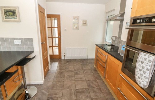 Aberdaron Cottage | PAHAM, pet friendly, country holiday cottage in Aberdaron