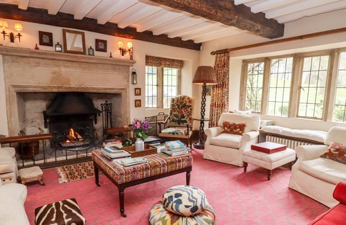 Painswick Cottage | PAINSWICK MILL, pet friendly, character holiday cottage in Painswick