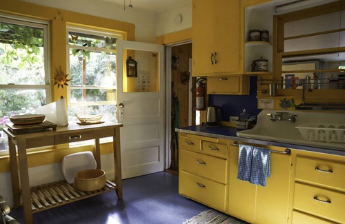 Mitchell Cottage | Painted Hills Vacation - Beautiful Oasis in High Desert of Eastern Oregon