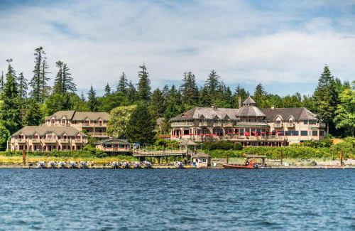 Campbell River Hotel | Painter's Lodge
