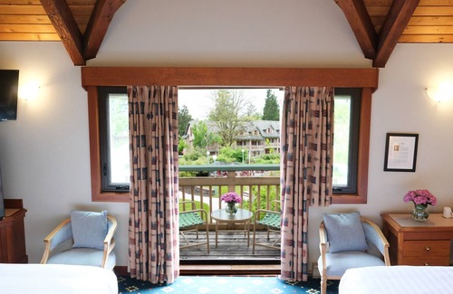 Campbell River Cabin | Painter's Lodge