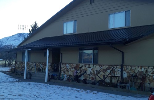 Marysvale House | PAIUTE TRAIL KING HOME