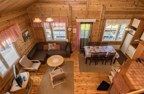Parikkala House | Pajulintu by Interhome