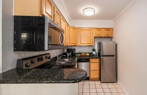 Downtown Lahaina House | Paki Maui 217 · PM 217 Cozy 1BR Oceanfront Condo w Pool