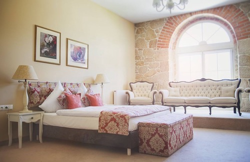 Lwowek Slaski Hotel | Palac Brunow