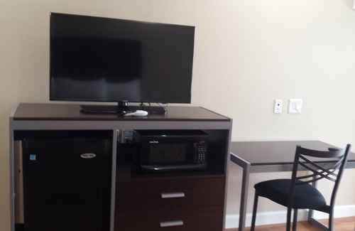 Jersey Village Hotel | Palace Inn 290 & Jones Rd