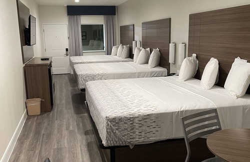 Baytown Hotel | Palace Inn Blue - Garth Rd