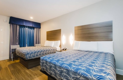 Houston Hotel | Palace Inn Blue I-45 & College Ave