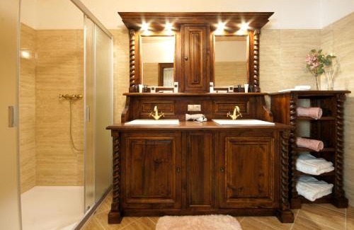 Kutna Hora Apartment | Palace Kutná Hora