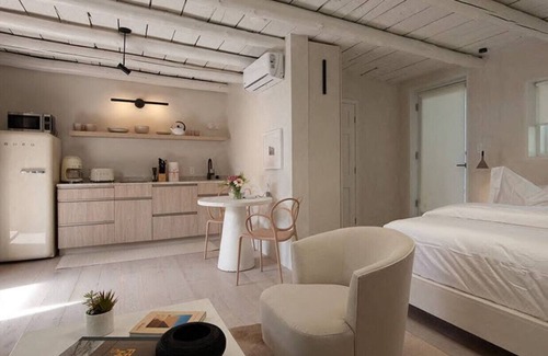 Downtown Santa Fe Cabin | Palace Modern Residences at the Railyard - 2 Home Compound