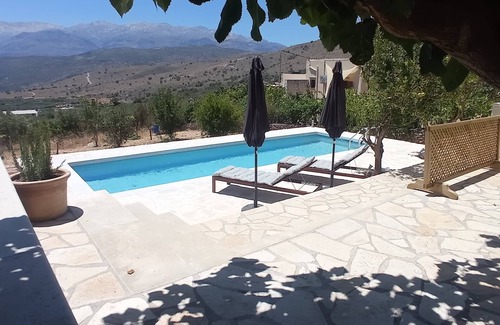 Megala Chorafia Villa | PALACE/Mountain view