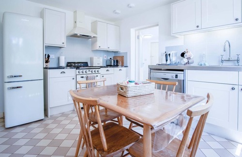Manorbier House | Palace Park - 2 Bedroom Bungalow - Manorbier