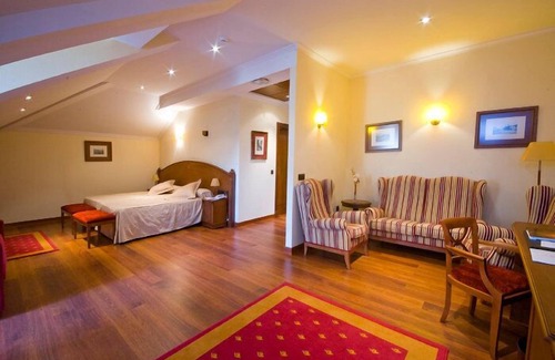 Soto Del Barco Hotel | Palacio de La Magdalena Hotel