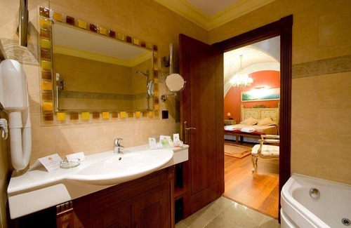 Soto Del Barco Hotel | Palacio de La Magdalena Hotel