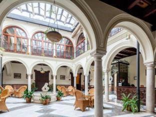 Calle San Pedro Hotel | Palacio Marques de la Gomera