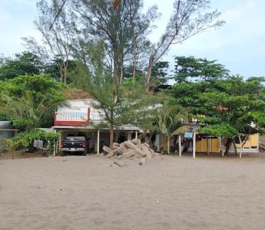 Montepio Hotel | Palapa las 3sirenitas