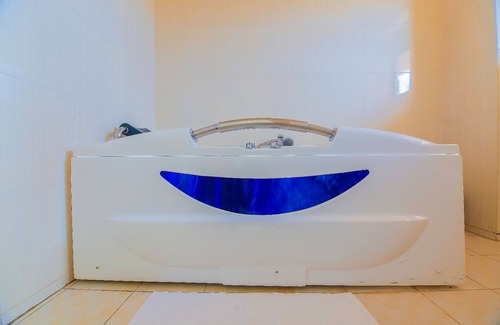 Kinazi Hotel | Palast Rock Hotel