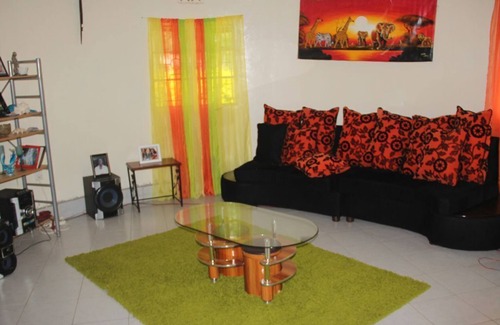 Siaya County House | PALATIAL HOMESTAY CHATEAU