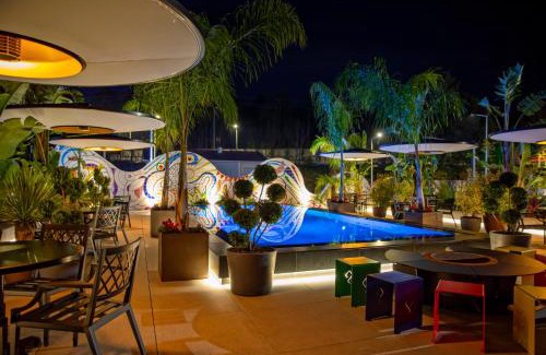 Lomar e Arcos House | Palatial Suites