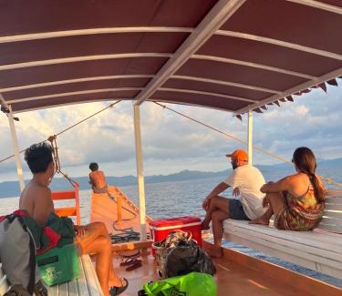 Port Barton Boat Rental | Palayan Camping & Expedition