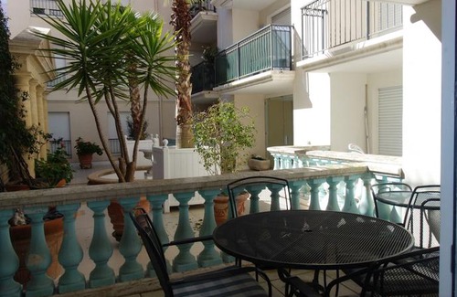 Le Suquet Apartment | Palazzio