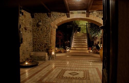 Marano Marchesato Bed & Breakfast | Palazzo Conforti Tree House Resort