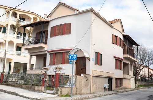 Kalambaka House | Palazzo di Meteora - Modern House in Centro - 3BD