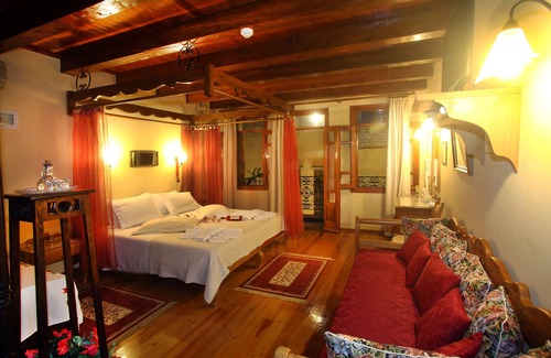 Old Town House | Palazzo di Pietro