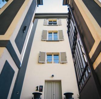 Oltretorrente Bed & Breakfast | Palazzo Gozzi Bed & Beauty