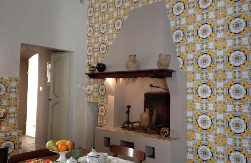 Mombaroccio House | Palazzo Montesi