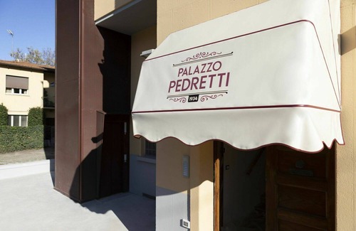 San Donato-San Vitale Apartment | Palazzo Pedretti 206, Bright Apt With Terrace By Halldis
