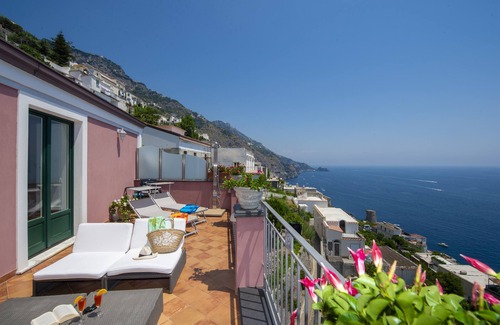 Praiano House | Palazzo Rocco - Penthouse White Moon in Love - 2 rooms - 2 bath - 6 pax max
