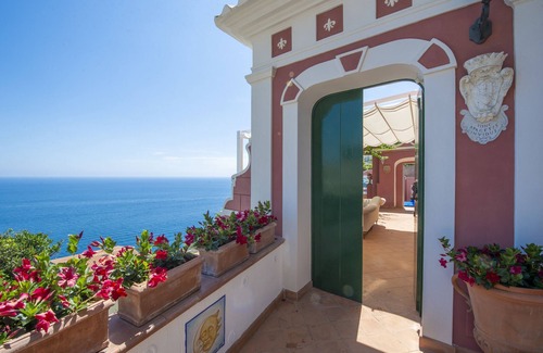 Praiano Villa | Palazzo Rocco - Villa Sunshining NEW - 4 rooms/4 bath -10 Pax - Heated Jacuzzi