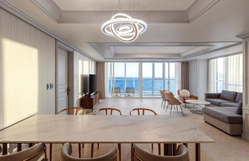 Haeundae Resort | Pale De Cz Condo