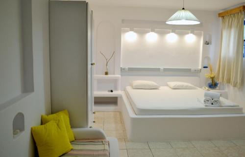 Milos Apartment | Paleochori Studios
