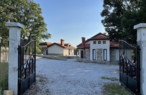 Topolovgrad Villa | Paleokastro -Angelski dvor