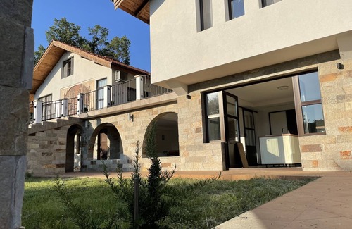 Topolovgrad Villa | Paleokastro -Angelski dvor