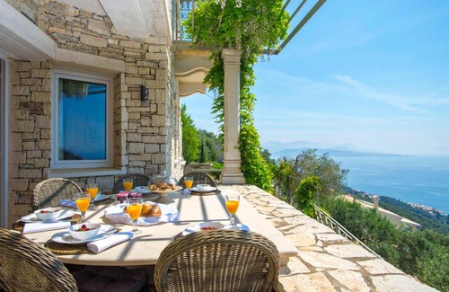 Nisaki Villa | Paleopetres Blanche - Private Pool - Sea Views - Nissaki - North East Coast -