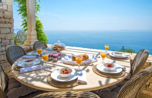 Nisaki Villa | Paleopetres Blanche - Private Pool - Sea Views - Nissaki - North East Coast -